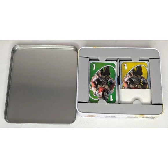 Mattel Games - UNO Star Wars Mandalorian Card Game, Table Top Game NEW - Picture 2 of 3